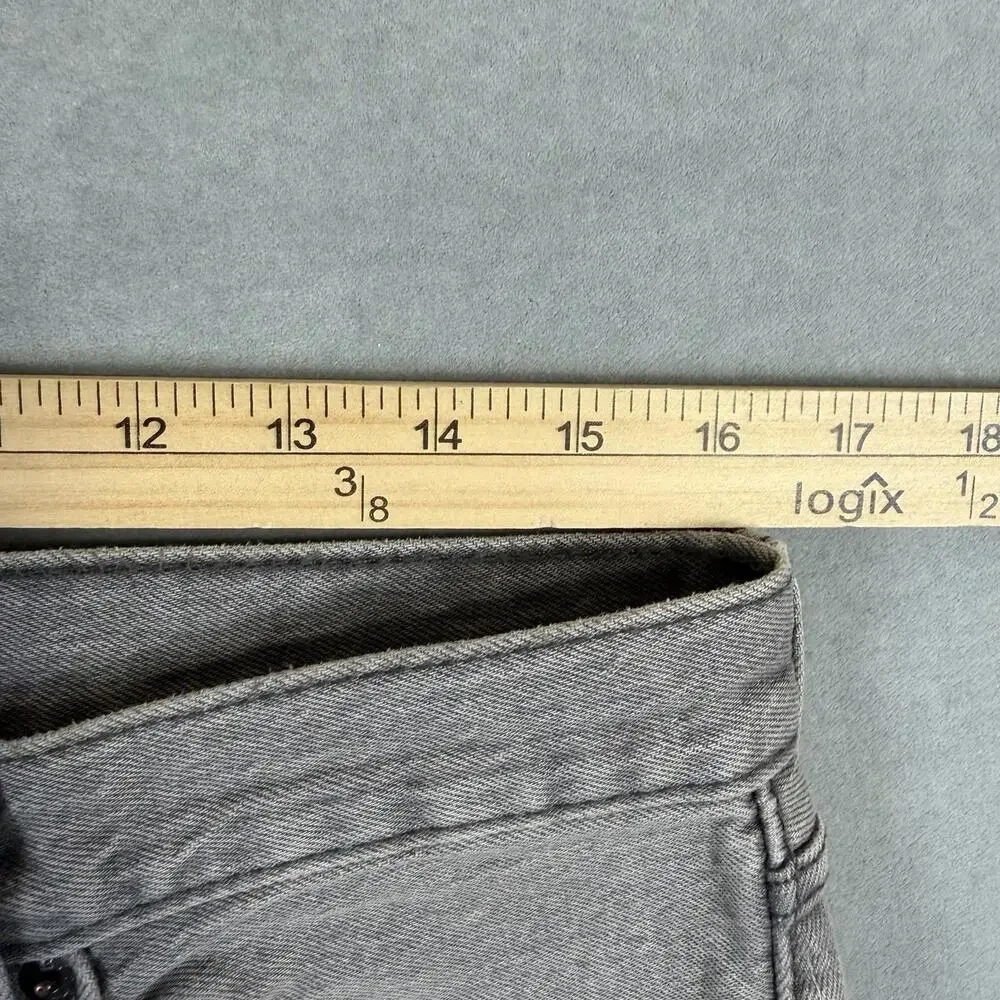 Levis 501 Jeans Mens 32x32 Gray Medium Wash Straight Leg Button Classic Denim
